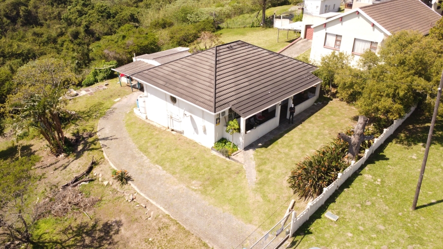 3 Bedroom Property for Sale in Summerpride Eastern Cape